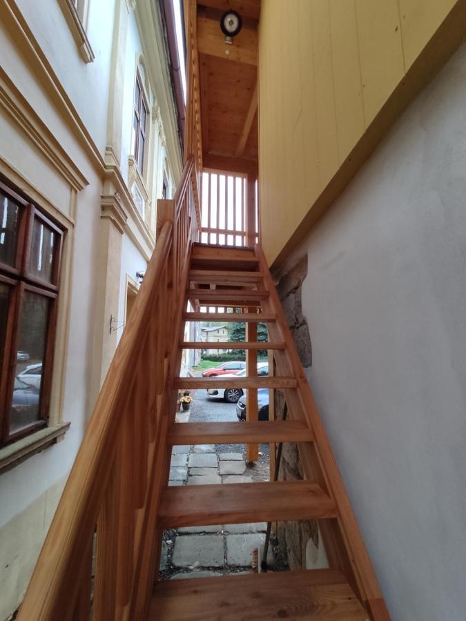 Apartment Ve Mlyne Teplice nad Metuji Luaran gambar